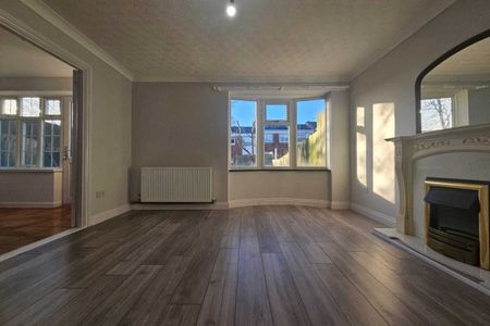 Almond Croft - Photo 2