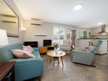 Charming Villa In the Heart of Mount Lawley - Photo 3
