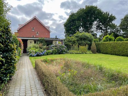 Zeer goed onderhouden huis nabij centrum - Photo 3