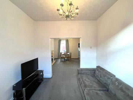 2 bedroom terraced house to rent - Photo 2