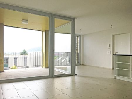 Suchen Sie ein neues Zuhause ? Schöne Attika-Wohnung zu mieten - Photo 3