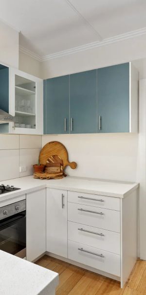 Furnished Toorak Sanctuary in Exclusive Boutique Block - Photo 1
