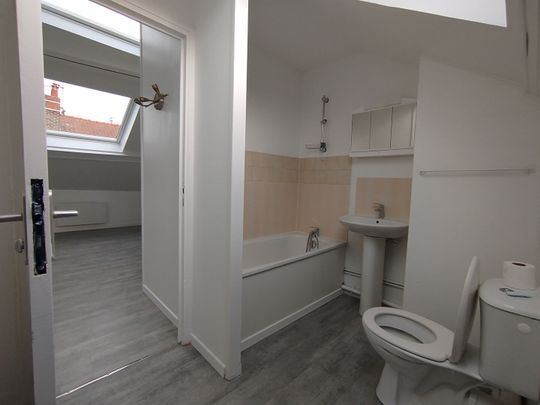 Appartement 1 pièce 17,45 m2 / RUE ADOLPHE réf G668-7 - Photo 1