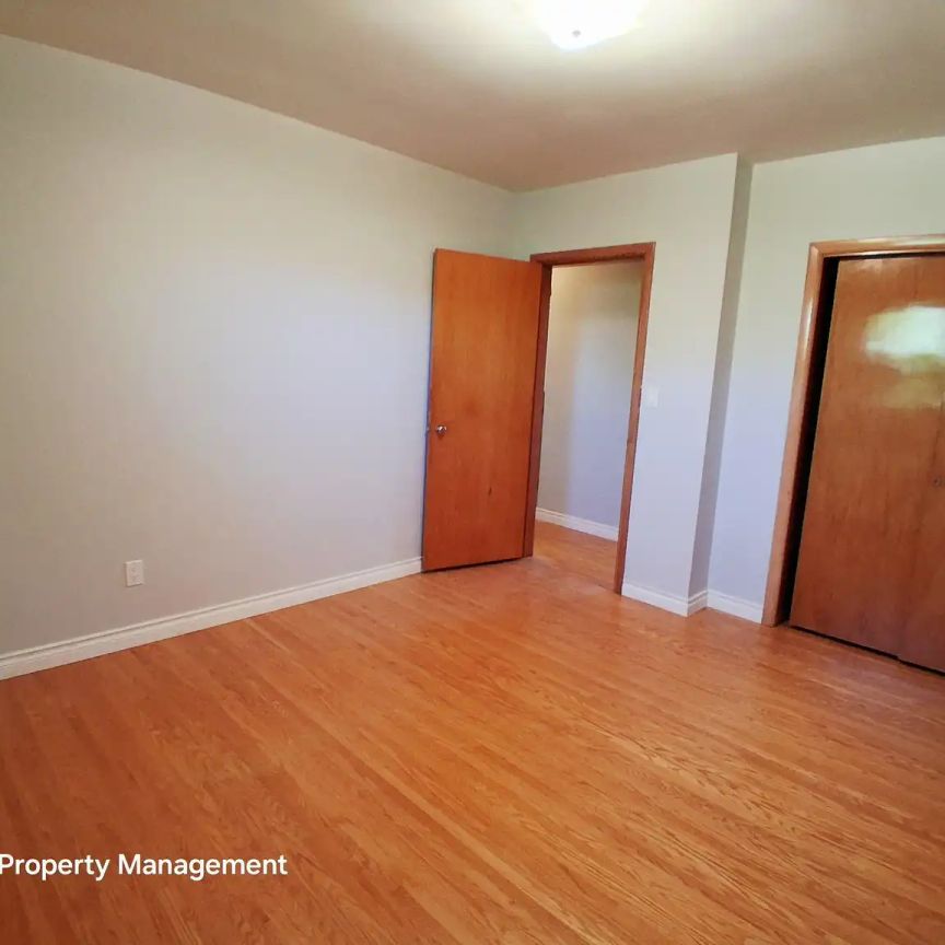 9616 146 Street NW — Single-family home - Photo 1