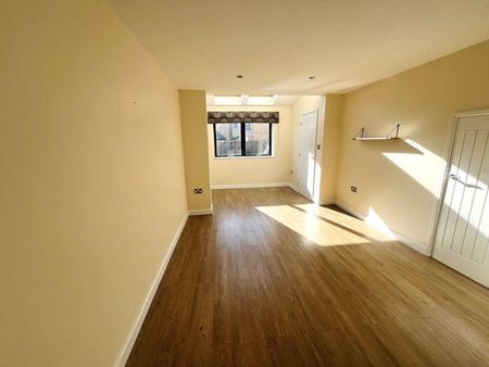 2 bedroom terraced house to rent - Photo 2