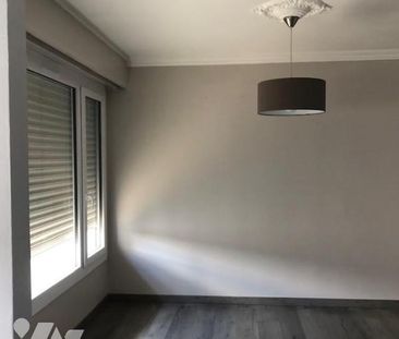 A LOUER REZE Mahaudière Appt T4 - 71 M2 - 3ème étage sans ascenseur... - Photo 3