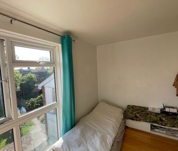 Dale Grove - Photo 2