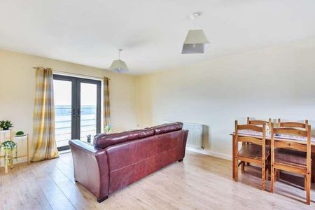 Old Town, Swindon, SN1 - Photo 2