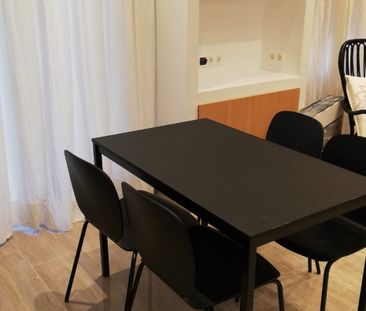 Apartamento de alquiler en Calle Marqués de Ordoño, El Carmen - Photo 4