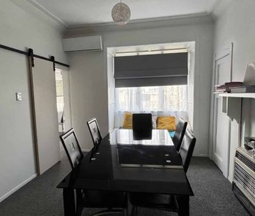 Family home in the heart of Springvale - Photo 2