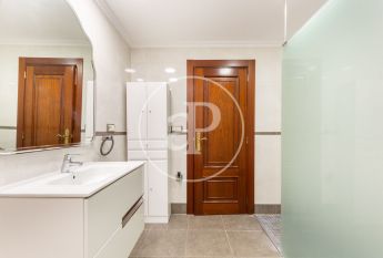 Flat for rent with Terrace in San Francesc (Valencia)