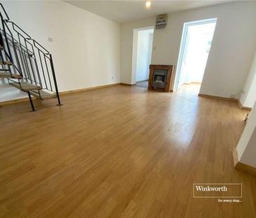 Comet Way, Mudeford, Christchurch, Dorset, BH23 - Photo 3