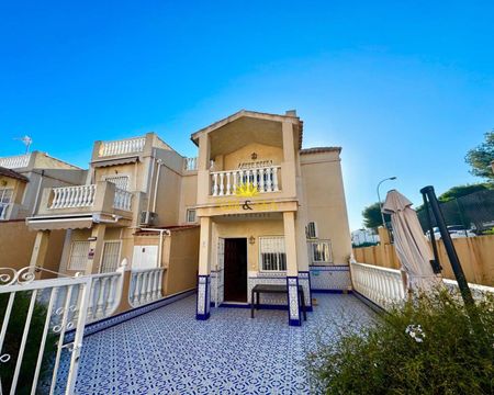 4 BEDROOM SEMI-DETACHED HOUSE - LA MATA - Photo 4