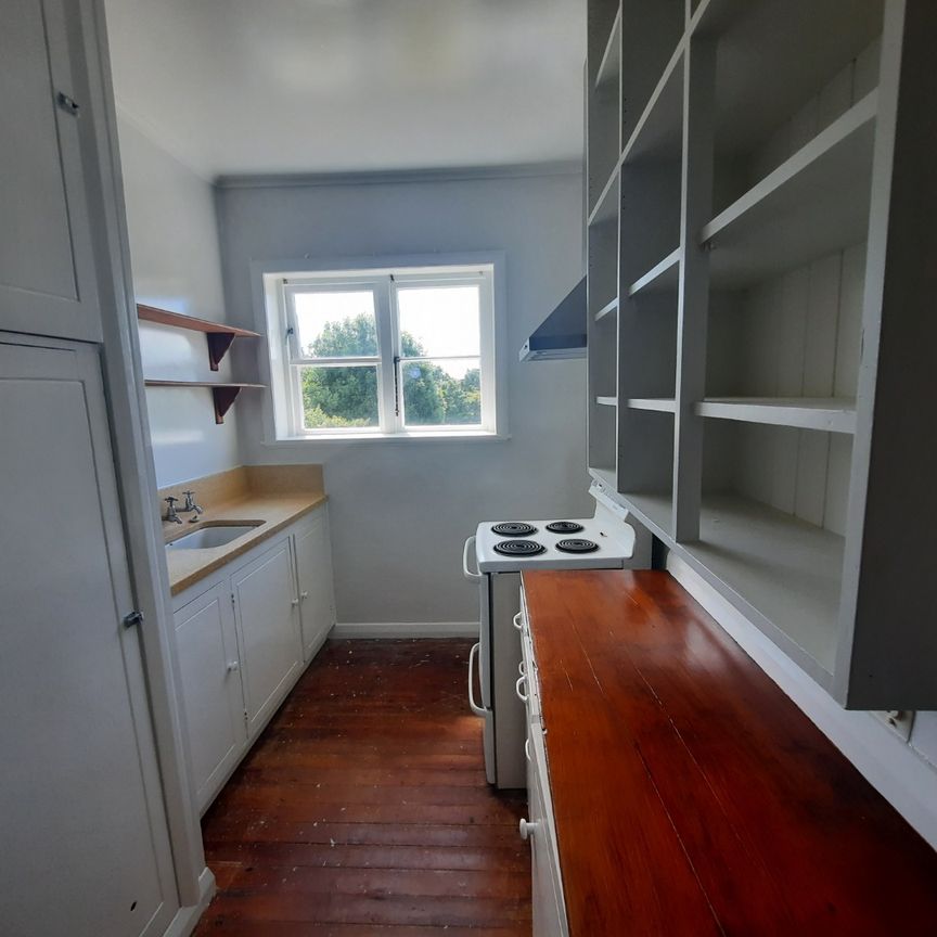 Cosy Brick N Tile Unit - Photo 1