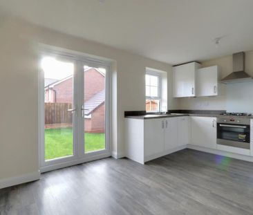 3 bedroom semi-detached house to rent - Photo 3