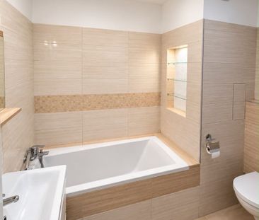 Pronájem bytu 2+kk • 33 m² bez realitkyKošťálkova, Praha - Kobylisy - Photo 5