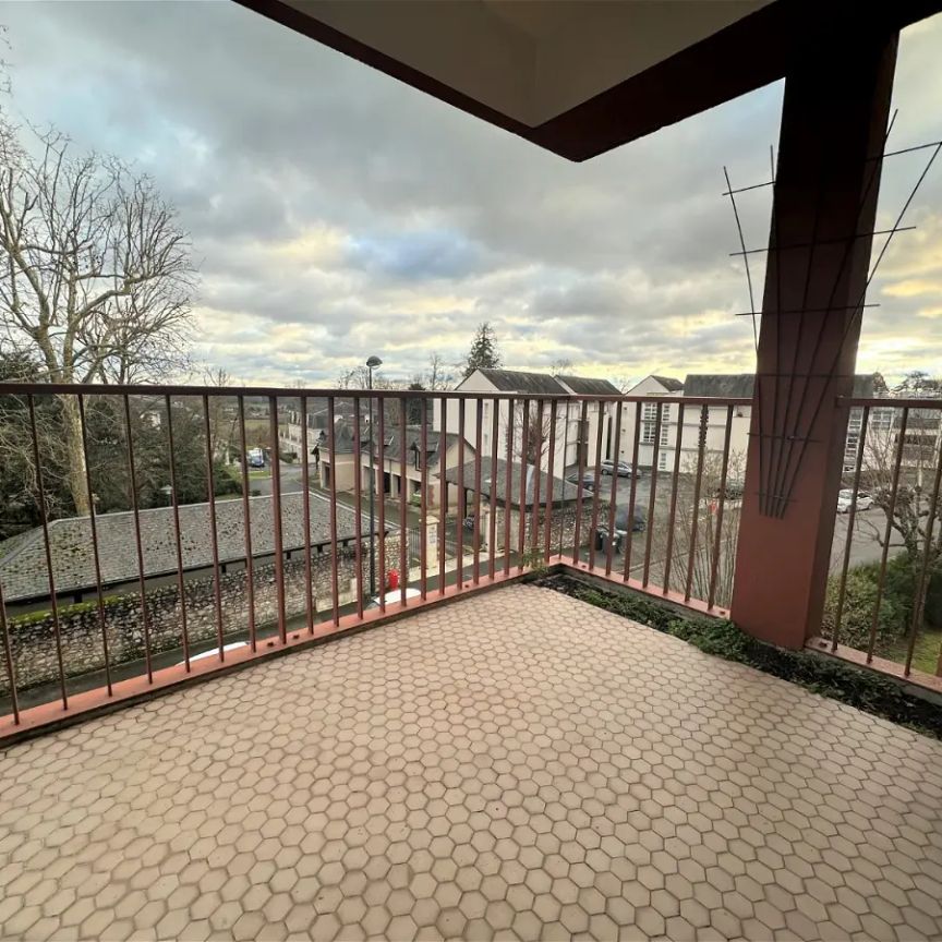 Location appartement 3 pièces - 82m² à Blois (41000) - Photo 1