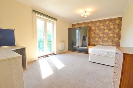 Kings Drive, Stoke Gifford - Photo 4