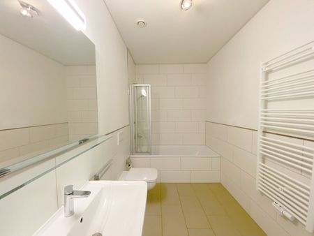 Trier: Wohnen an der Mosel – moderne 3 ZKB Erdgeschosswohnung mit Einbauküche und Terrasse - Photo 4