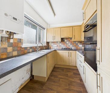 3 bedroom terraced house to rent - Photo 5