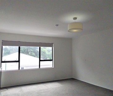 Sitting Pretty in Central Miramar - Photo 5