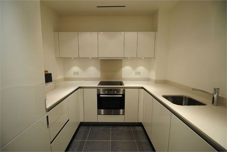 1 Bed Flat, Saffron Central Square, CR0 - Photo 4