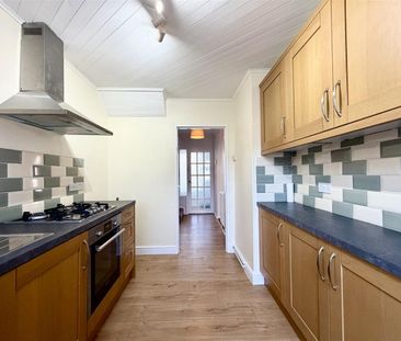 2 Bedroom House To Let - Photo 4