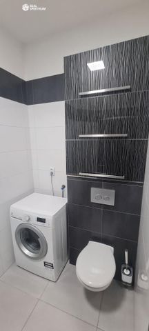 Pronájem bytu 2+kk 46 m2 - Fotografie 5