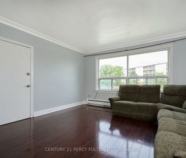 For Lease - 2961 Lawrence Avenue, Toronto, Ontario - Photo 6