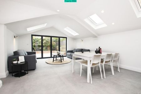 6 bedroom terraced house to rent - Photo 2