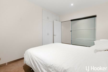 Great Location with Parkland Views - Photo 5