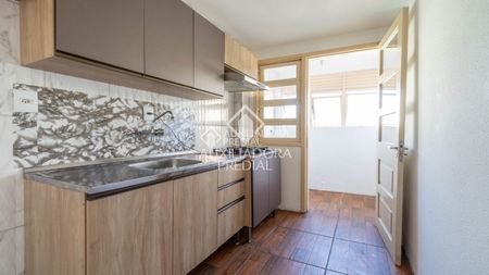 Apartamento com 2 quartos e 62m² para alugar em Tristeza, Porto Alegre. - Foto 2