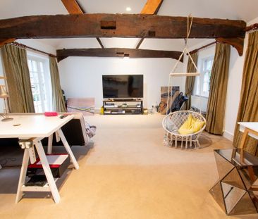 5 bedroom house to rent - Photo 1