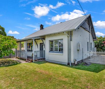 66 Valencia Street, Mayfield NSW 2304 - House For Rent | Domain - Photo 2