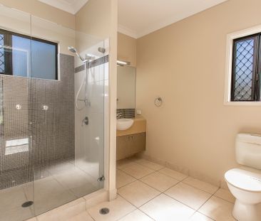 7 Scarisbrick Drive, Kirwan QLD 4817 - House For Rent | Domain - Photo 5