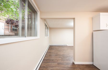 Shaughnessy Manor - Photo 5