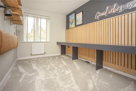 Ridge Close, - Photo 2