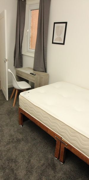 1 Bedroom Shared House - Photo 1