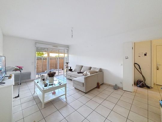 Location Appartement 3 pièces 63m² BRUGES 33520 - Photo 1