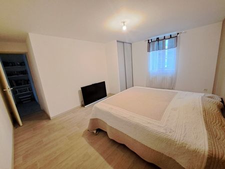 Appartement À Louer 3 Pièces , 74 M² - Photo 3