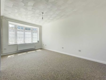 Kestrel Close, East Wittering - Photo 2