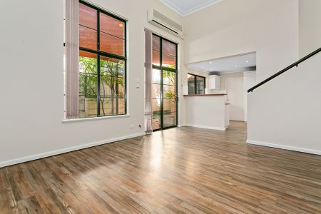 Six month lease - Photo 3