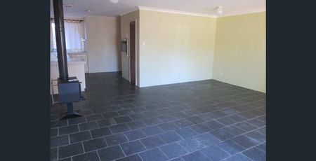 Spacious Two Bedroom Unit to call home! - Photo 5