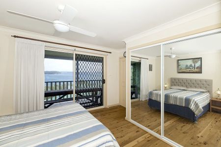 FULLY FURNISHED HOME WITH SPECTACULAR LAKE VIEWS - Photo 4