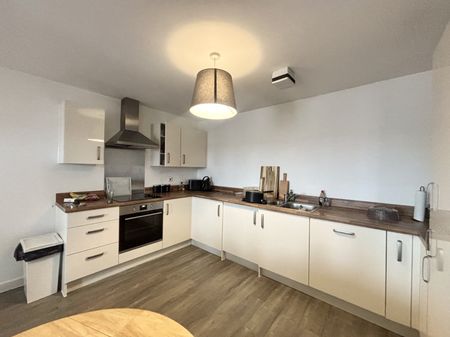 1 bedroom flat to rent - Photo 5