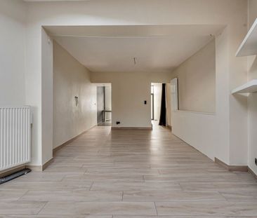 Huis te huur in Kortrijk voor € 895 met 3 slaapkamers - Photo 3