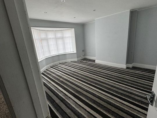 5 bedroom terraced house to rent - Photo 1