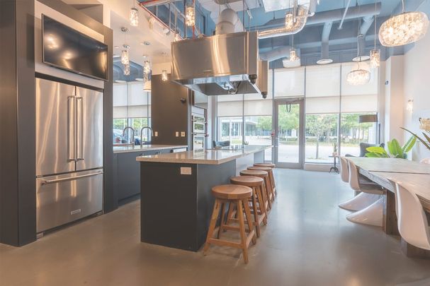 For Lease - 100 Bond Street Unit# 405, Oshawa, Ontario - Photo 1