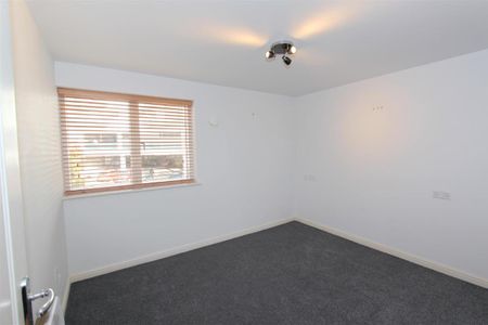 1 North Street, Plymouth - Photo 5