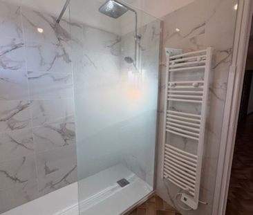 Location Appartement 3 pièces 71m² - Photo 4